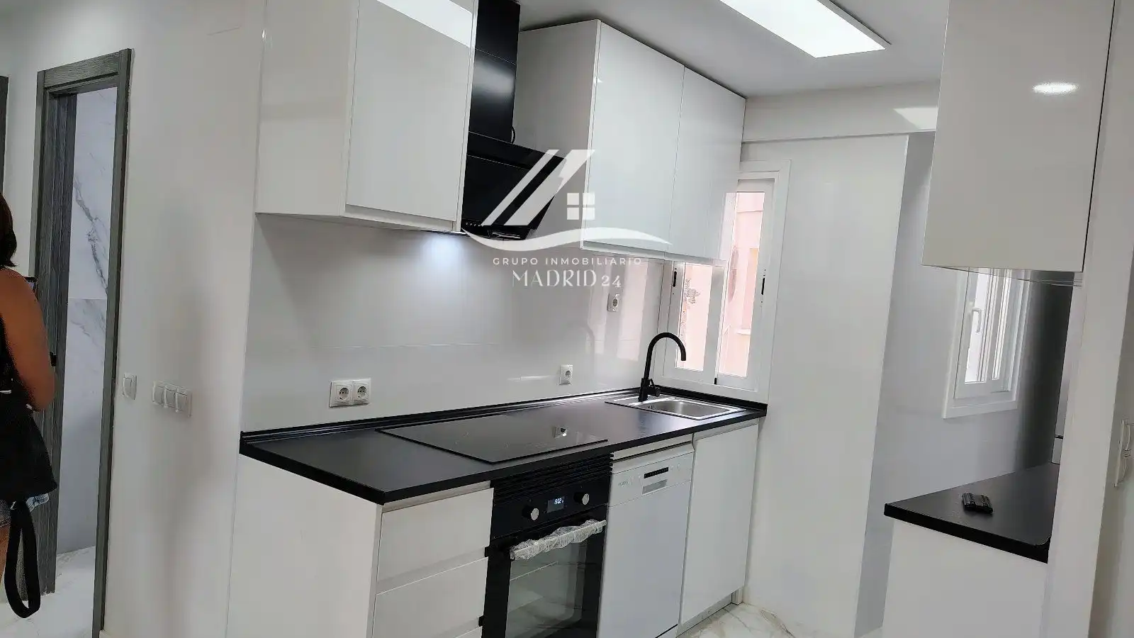 Kitchen of Flat for sale in Torrejón de Ardoz  with Air Conditioner, Heating and Terrace
