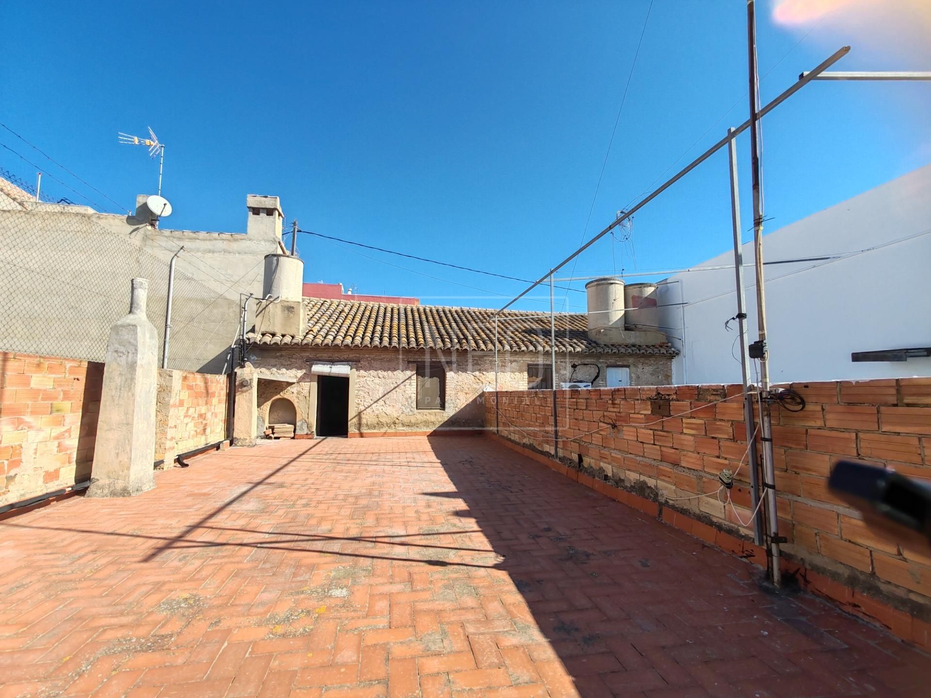 Exterior view of House or chalet for sale in  Valencia Capital  with Terrace