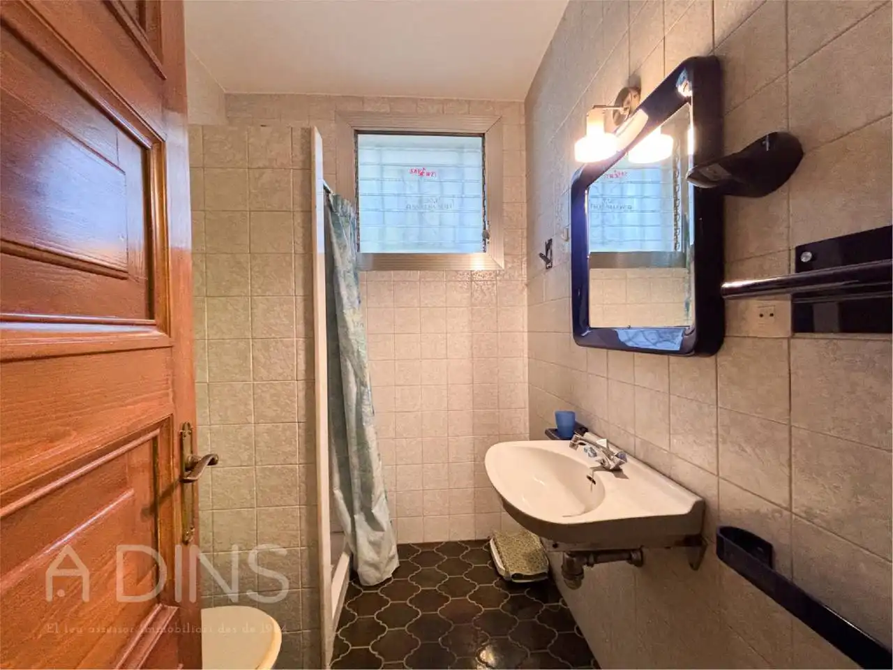 Baño de Casa o chalet en venta en Sant Feliu de Codines con Calefacción y Jardín privado