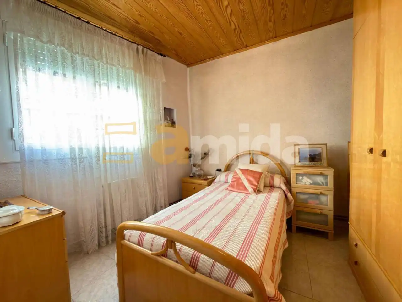 Dormitori de Casa o xalet en venda en Sabadell amb Aire condicionat, Calefacció i Terrassa