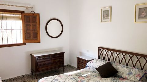 Foto 5 de Casa adosada en venta en Sayalonga, Málaga