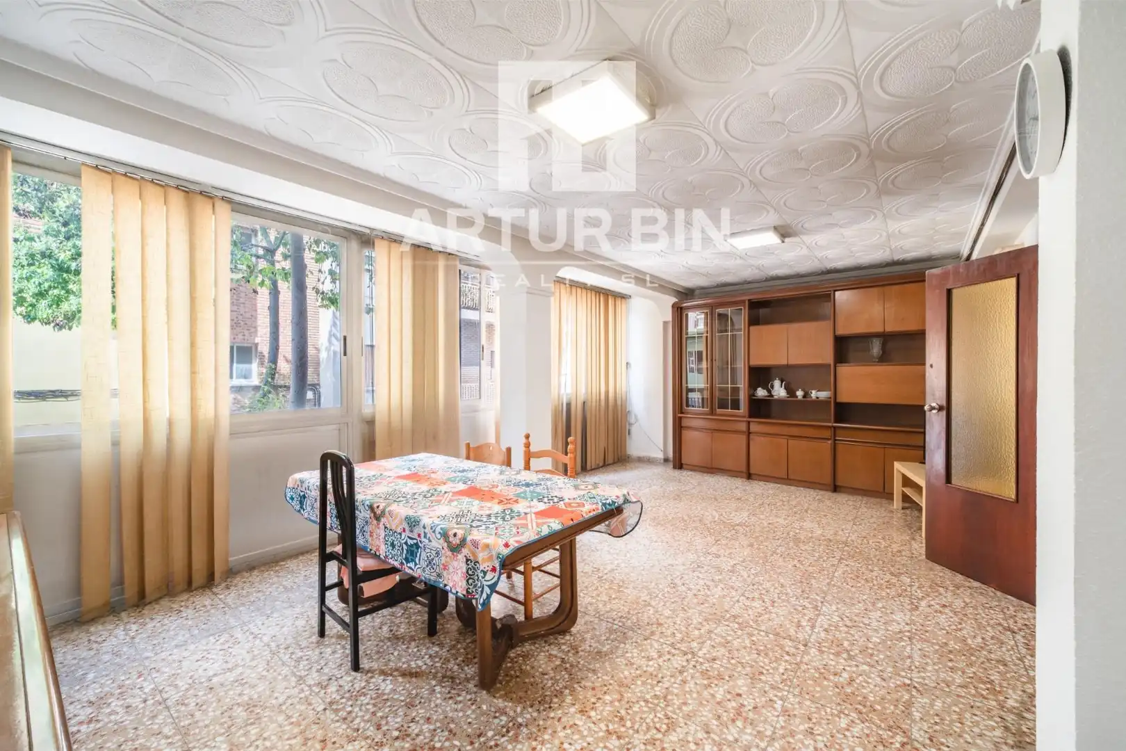 Flat with terrace for sale in El Mercado