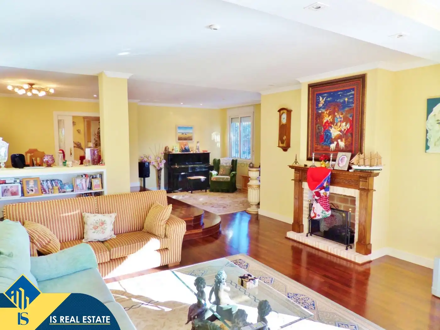 Living room of Houses for sale in Alicante / Alacant  with Terrace, Swimming Pool and Furnished