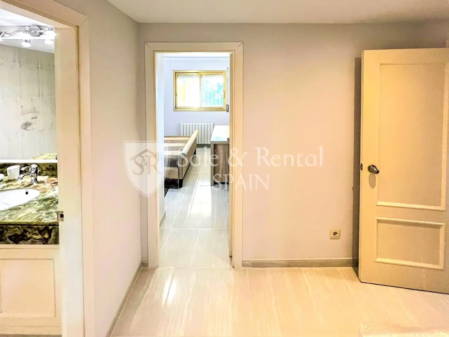 Schlafzimmer von Wohnung zum Verkauf in Sant Feliu de Guíxols mit Heizung, Privatgarten und Terrasse