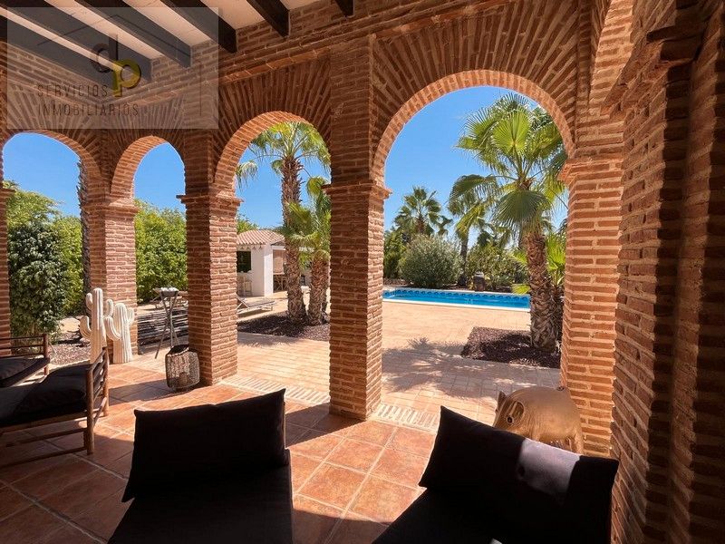 Terrace of House or chalet for sale in Elche / Elx  with Air Conditioner, Private garden and Terrace