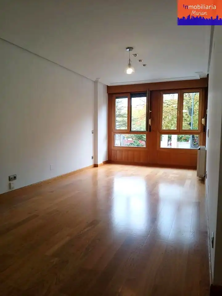 Bedroom of Flat for sale in Aranda de Duero  with Terrace and Storage room