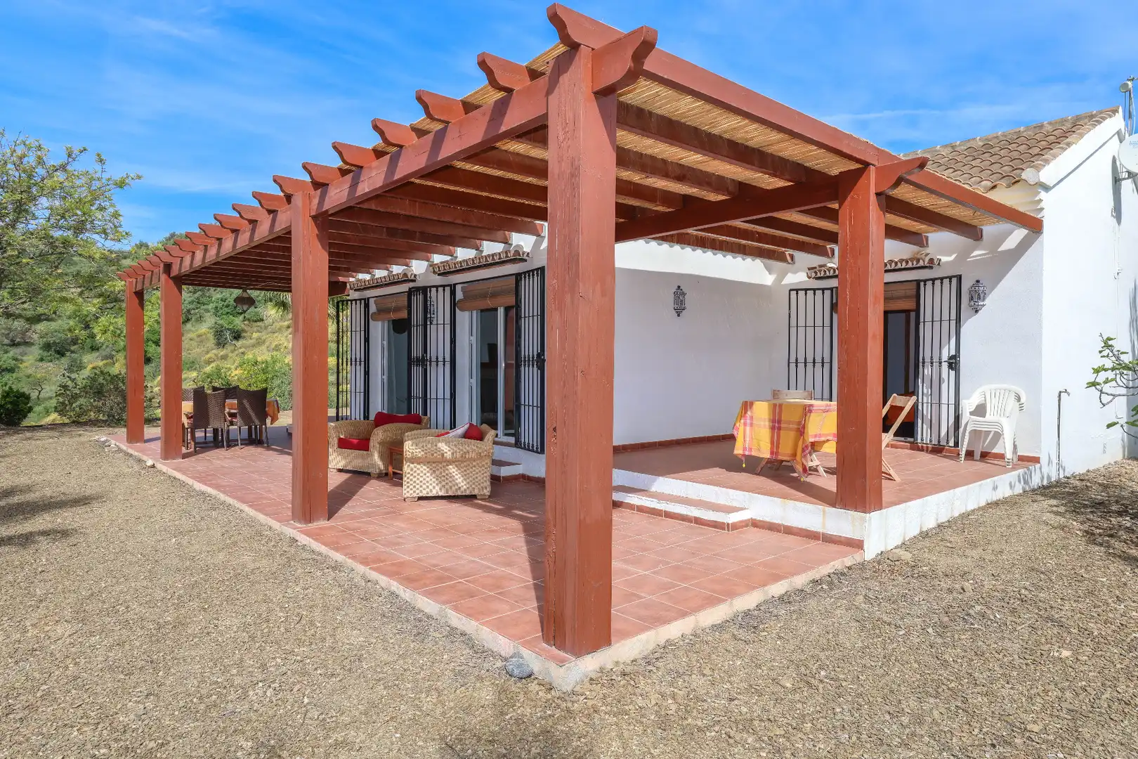 Terrace of Houses for sale in Tolox  with Air Conditioner, Private garden and Swimming Pool