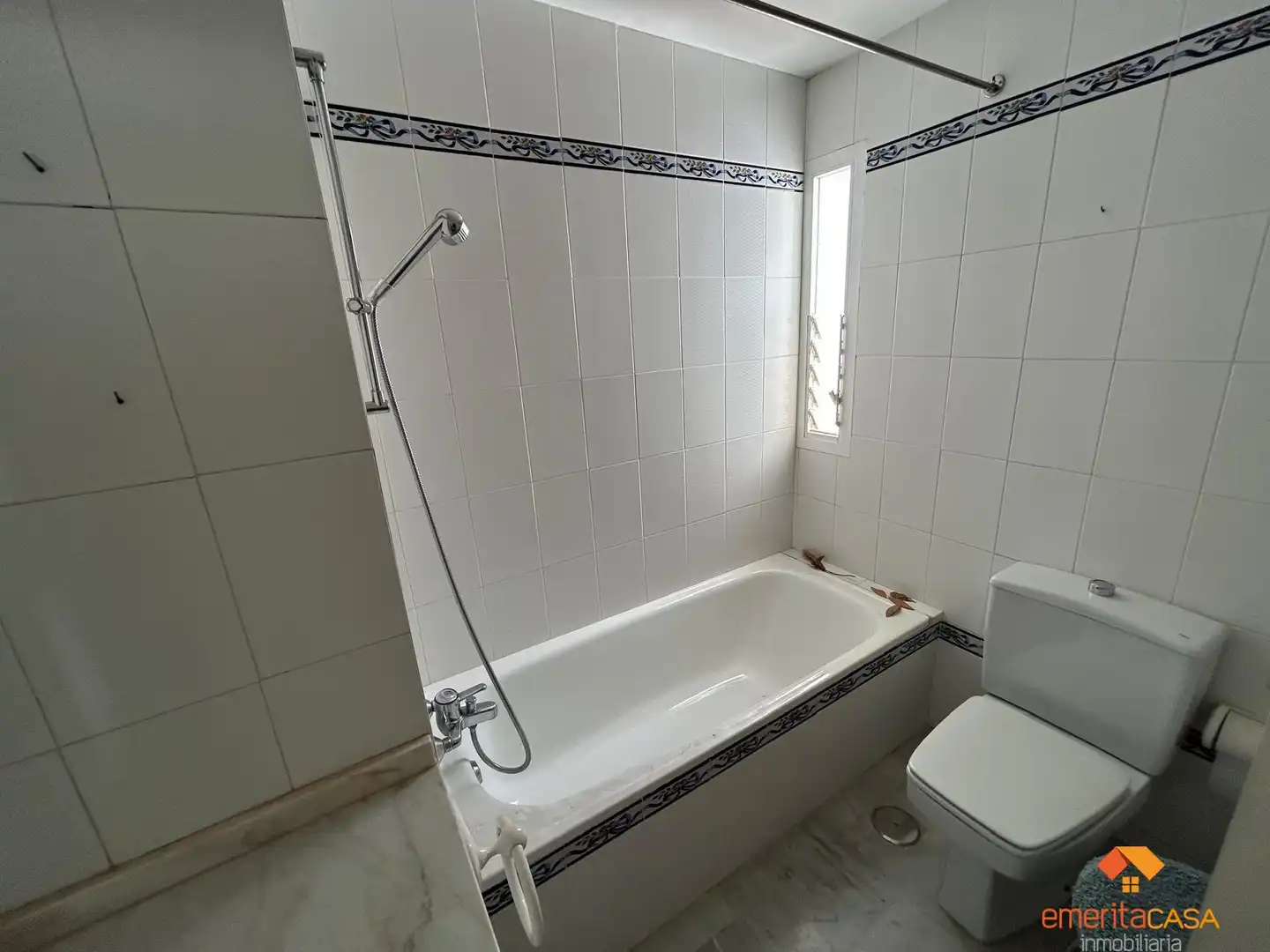 Baño de Piso en venta en Almendralejo con Trastero y Balcón