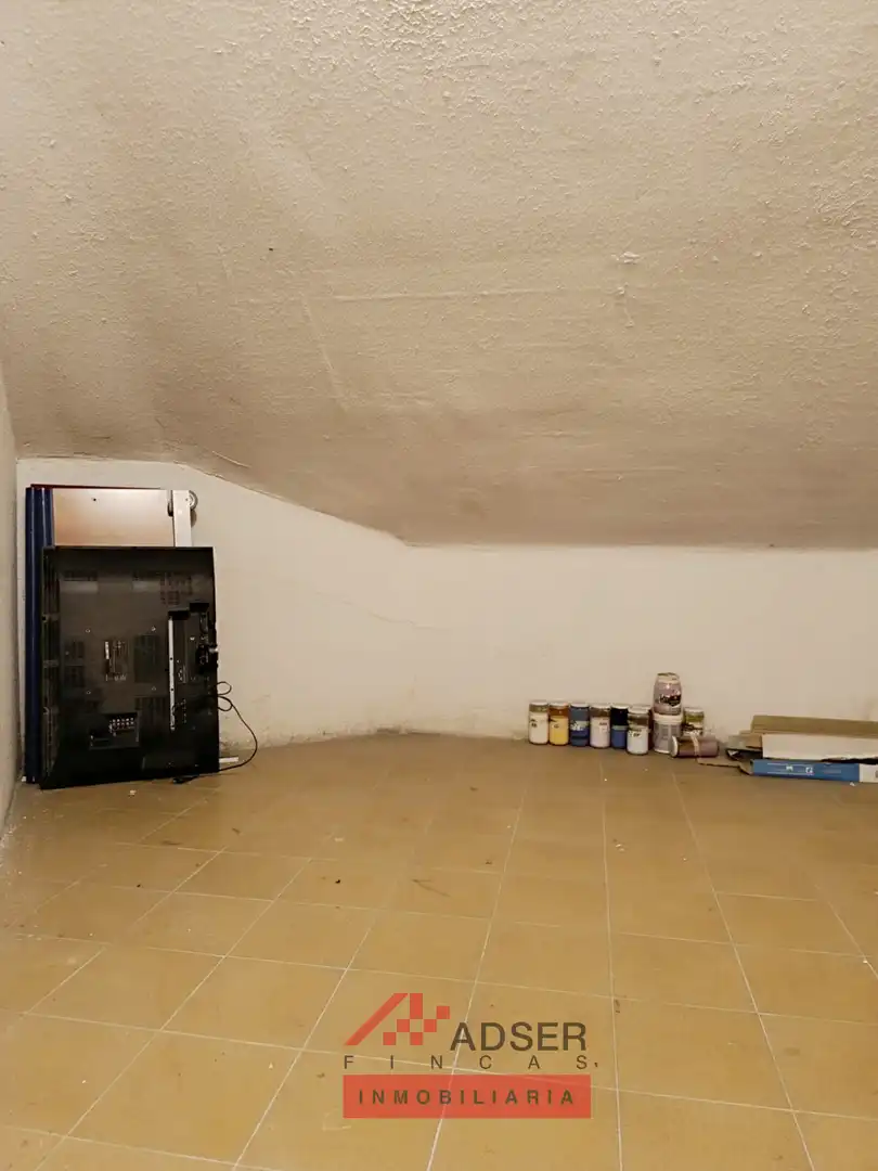 Flat for rent in  Logroño  with Heating, Private garden and Parquet flooring