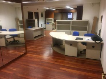 Oficina en venda a Centro