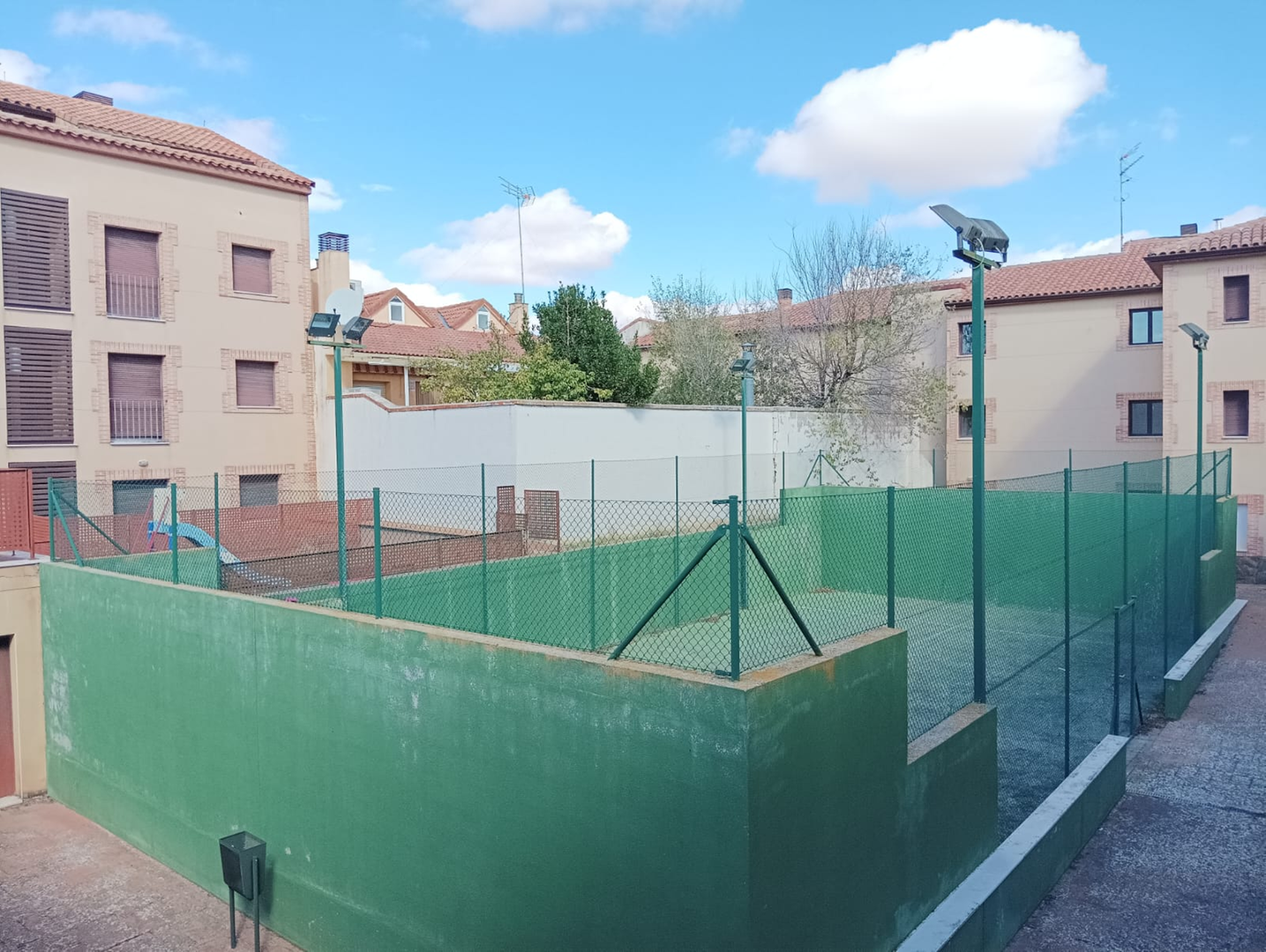 Flat for sale in Cabezamesada