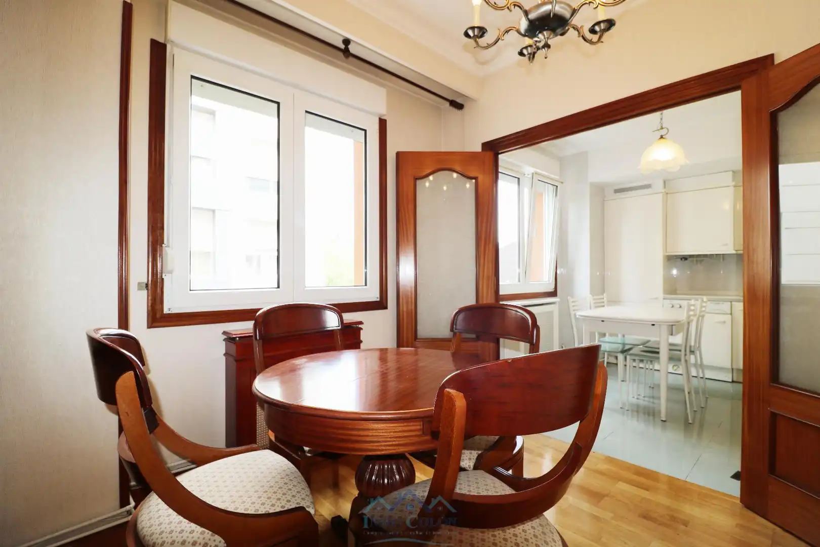 Comedor de Piso en venta en Irun  con Calefacción y Amueblado