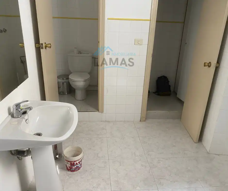 Local comercial de lloguer a Calle Antonio M' Concha 66, imagen 5