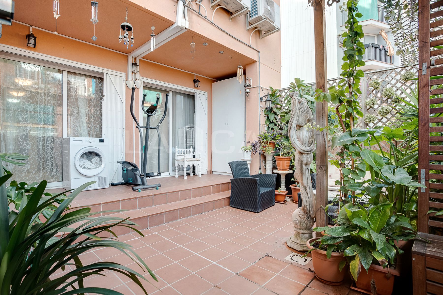 Terrace of Planta baja for sale in Badalona  with Air Conditioner, Terrace and Storage room