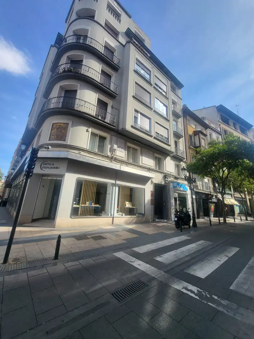 Piso en venta en Alfonso