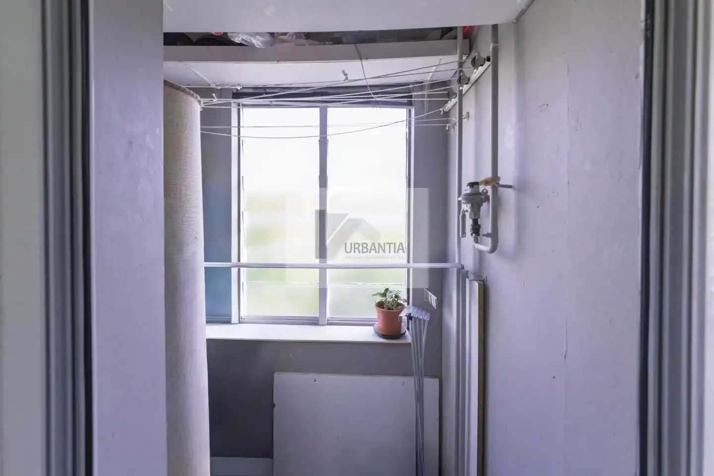 Habitación de Piso en venta en  Pamplona / Iruña con Calefacción, Parquet y Trastero