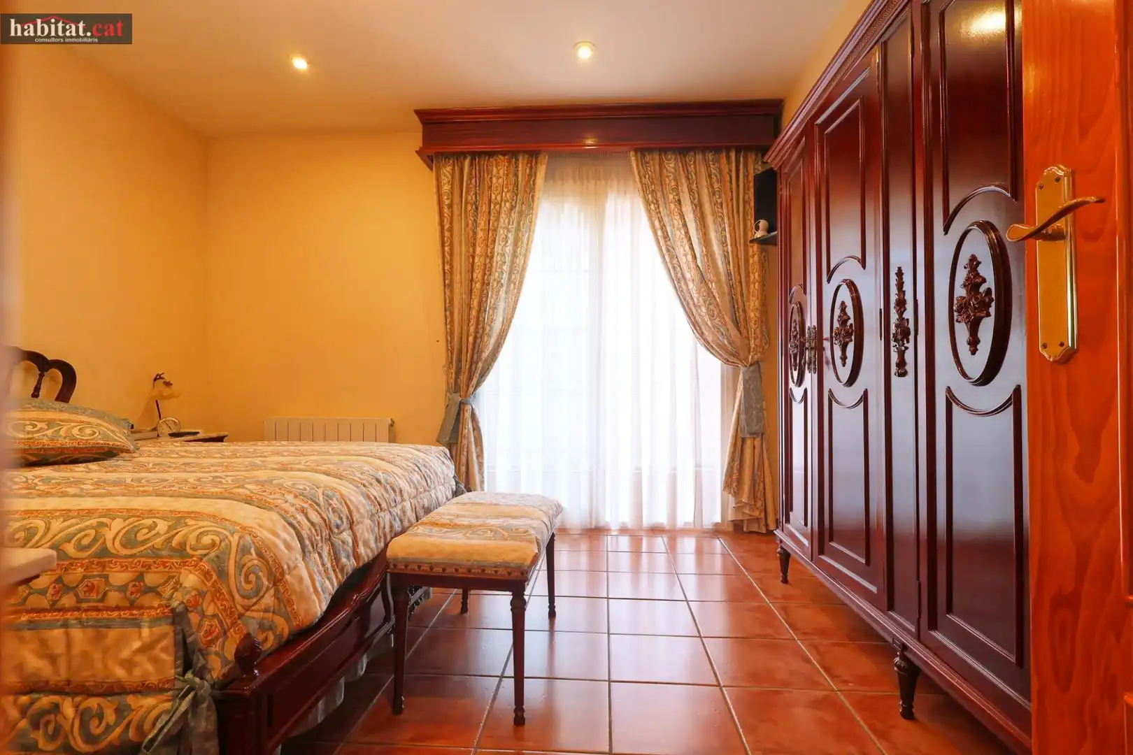 Habitación de Casa o chalet en venta en Vilanova i la Geltrú con Calefacción