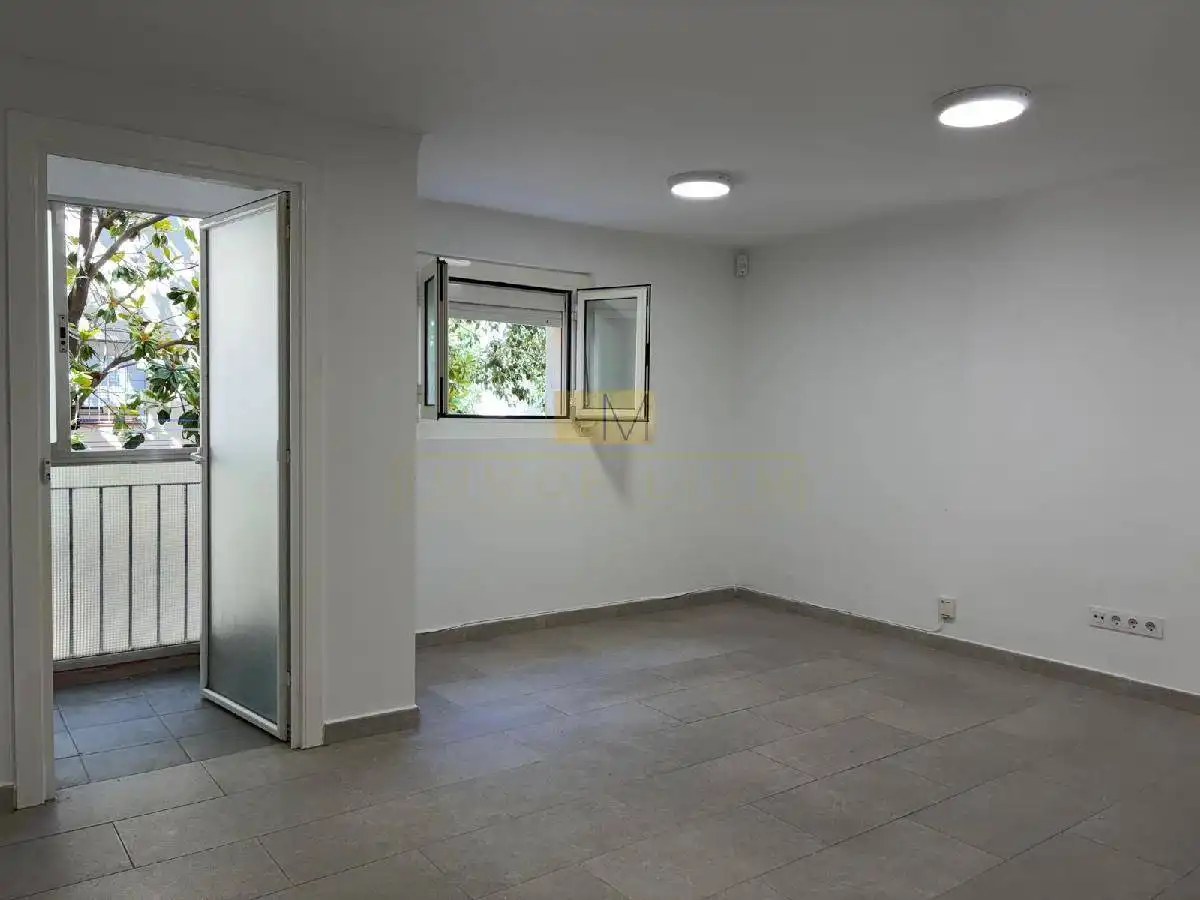 Flat for sale in Vilanova i la Geltrú  with Air Conditioner and Balcony