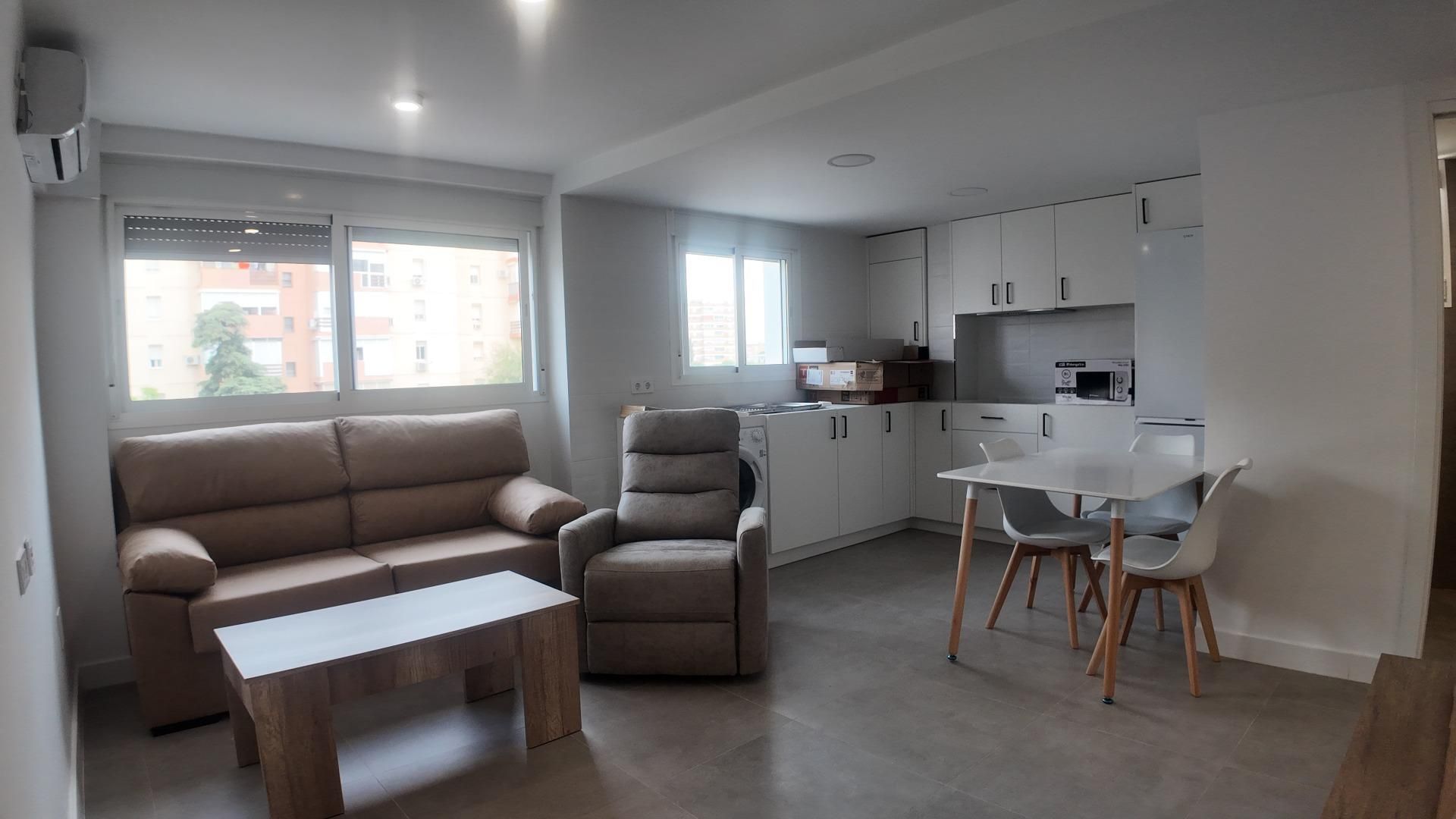 Pis de lloguer en  Sevilla Capital amb Aire condicionat