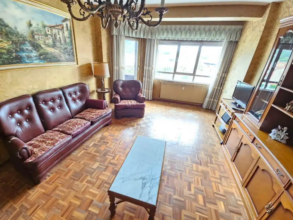 Sala de estar de Piso en venta en Castrillón