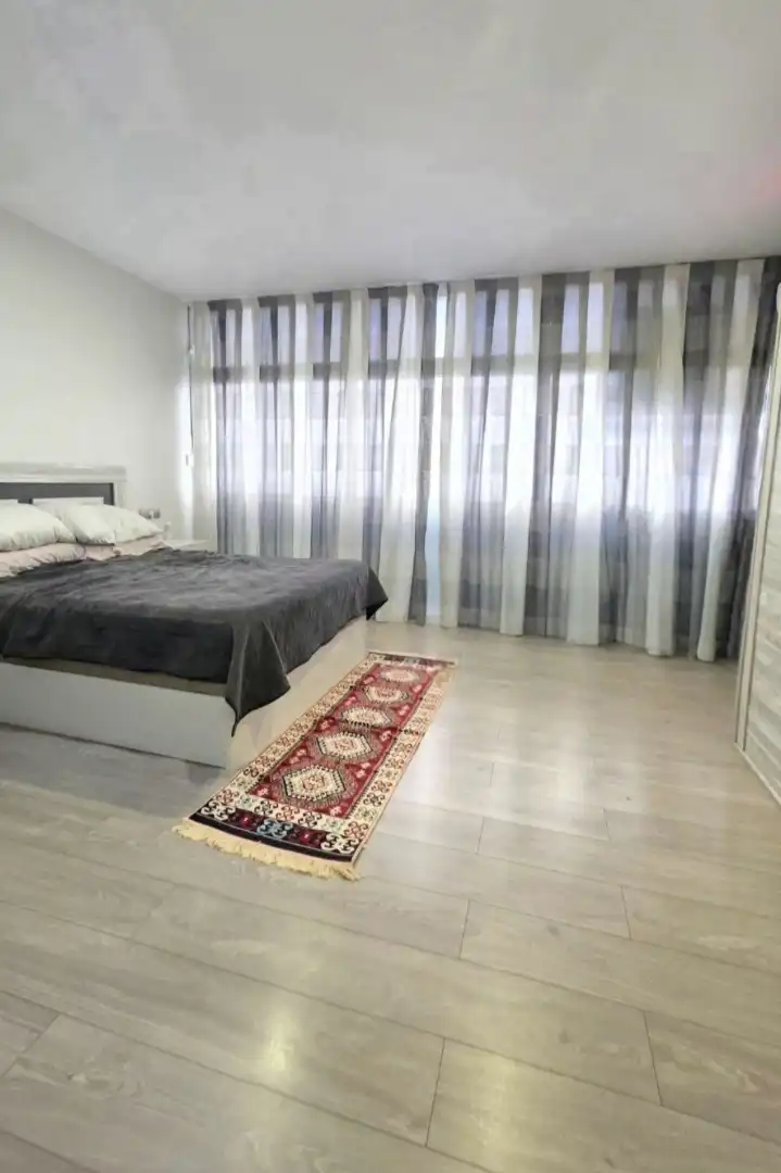 Schlafzimmer von Erdgeschoss zum Verkauf in Mollet del Vallès mit Klimaanlage, Heizung und Parkett
