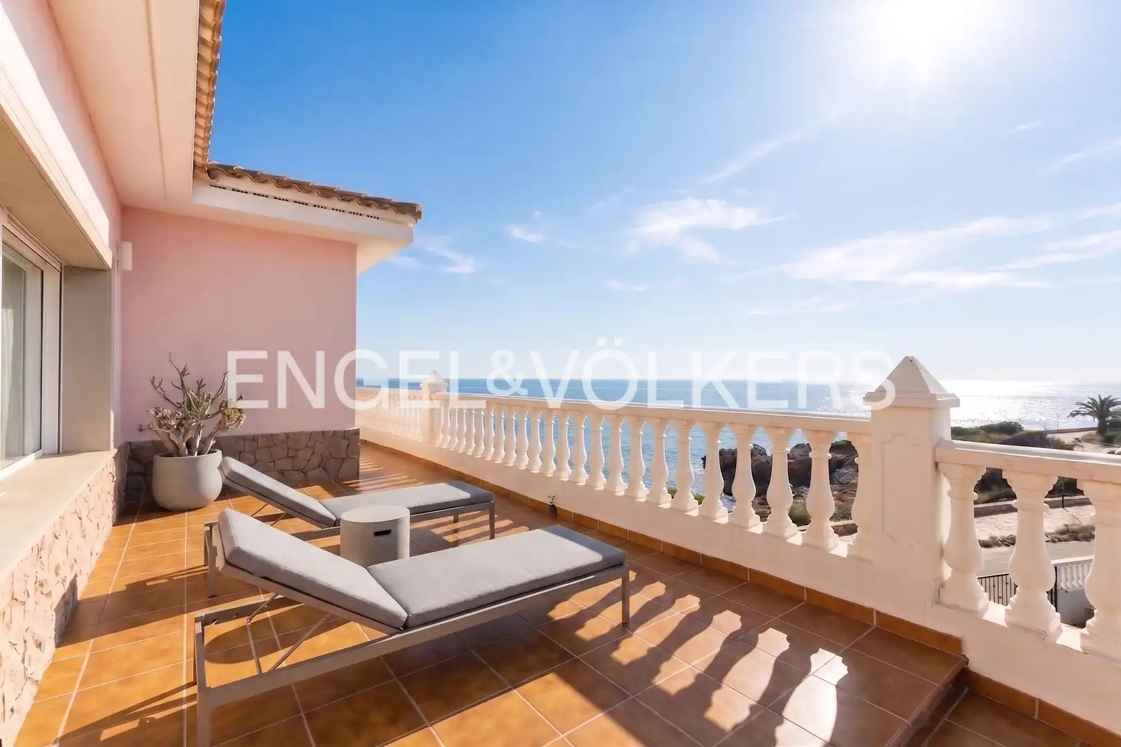 Terrassa de Casa o xalet en venda en Oropesa del Mar / Orpesa amb Aire condicionat, Calefacció i Jardí privat
