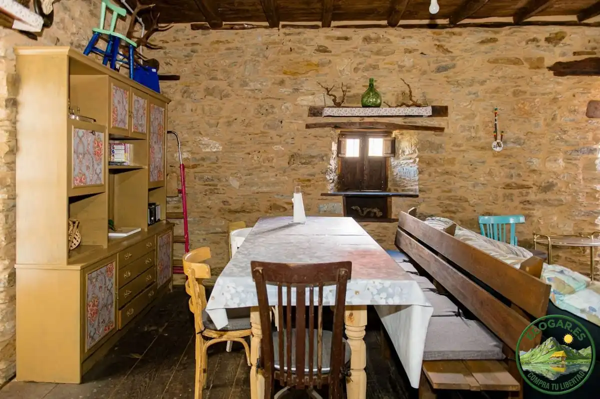 Comedor de Casa o chalet en venta en Ponferrada con Calefacción, Parquet y Terraza