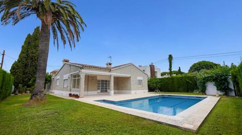 Foto 2 de Casa o xalet en venda a Carrer Dels Clavells, Vilafortuny, Tarragona