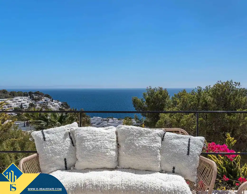Terrassa de Casa o xalet en venda en Santa Eulària des Riu amb Terrassa, Piscina i Moblat