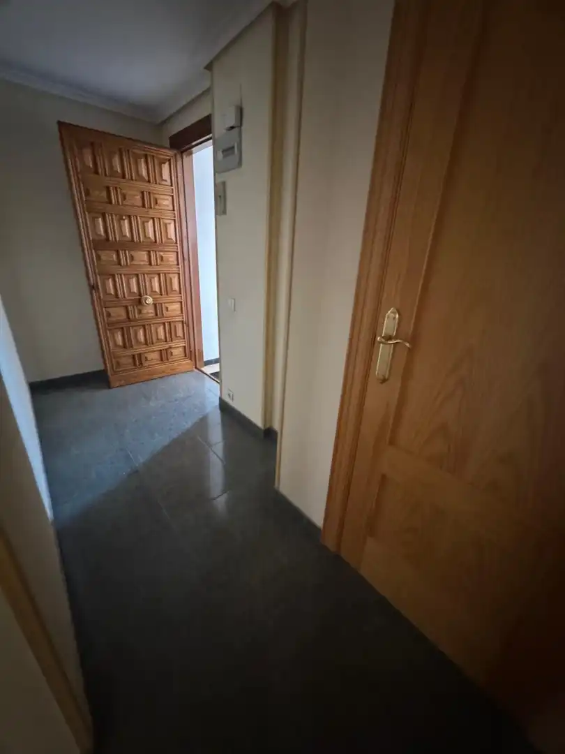Flat for rent in Valladolid  with Terrace