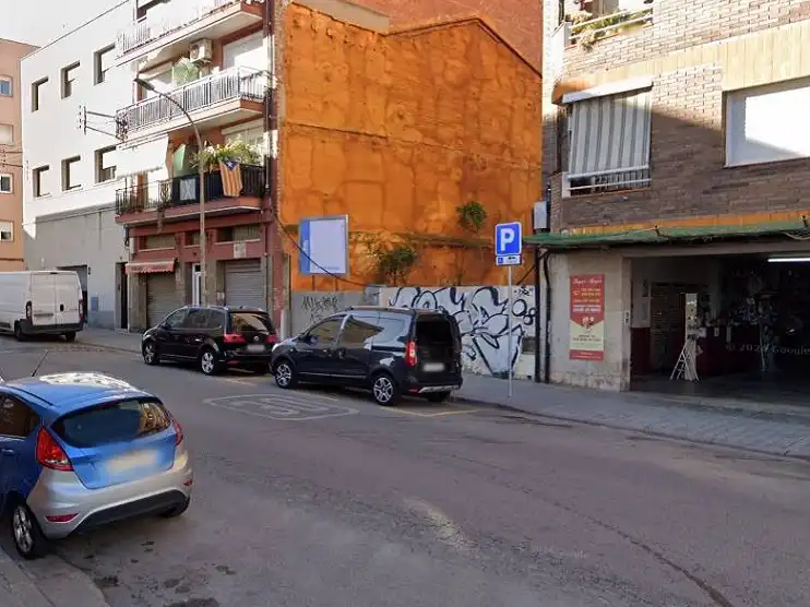 Vista exterior de Residencial en venta en Sabadell