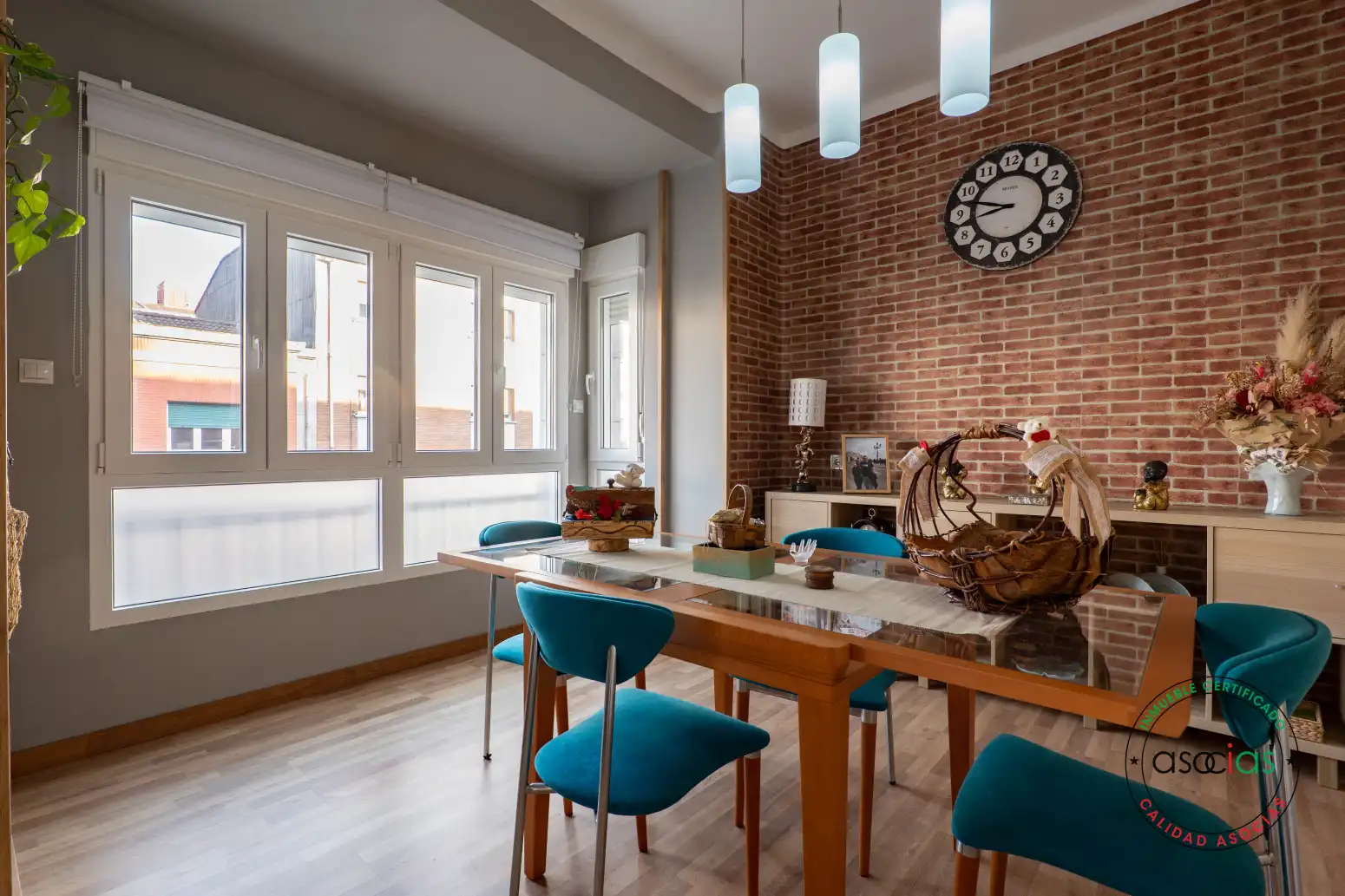 Comedor de Piso en venta en Mieres (Asturias) con Calefacción