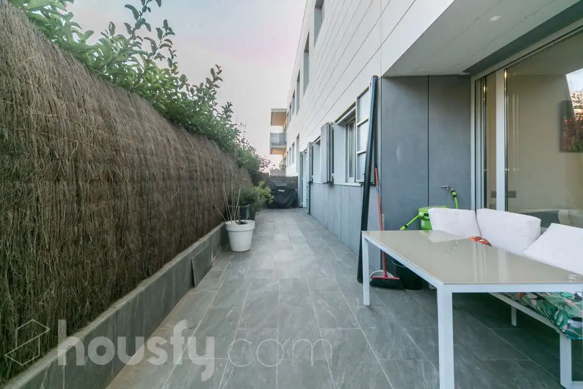 Terrassa de Planta baixa en venda en Sabadell amb Aire condicionat, Calefacció i Jardí privat