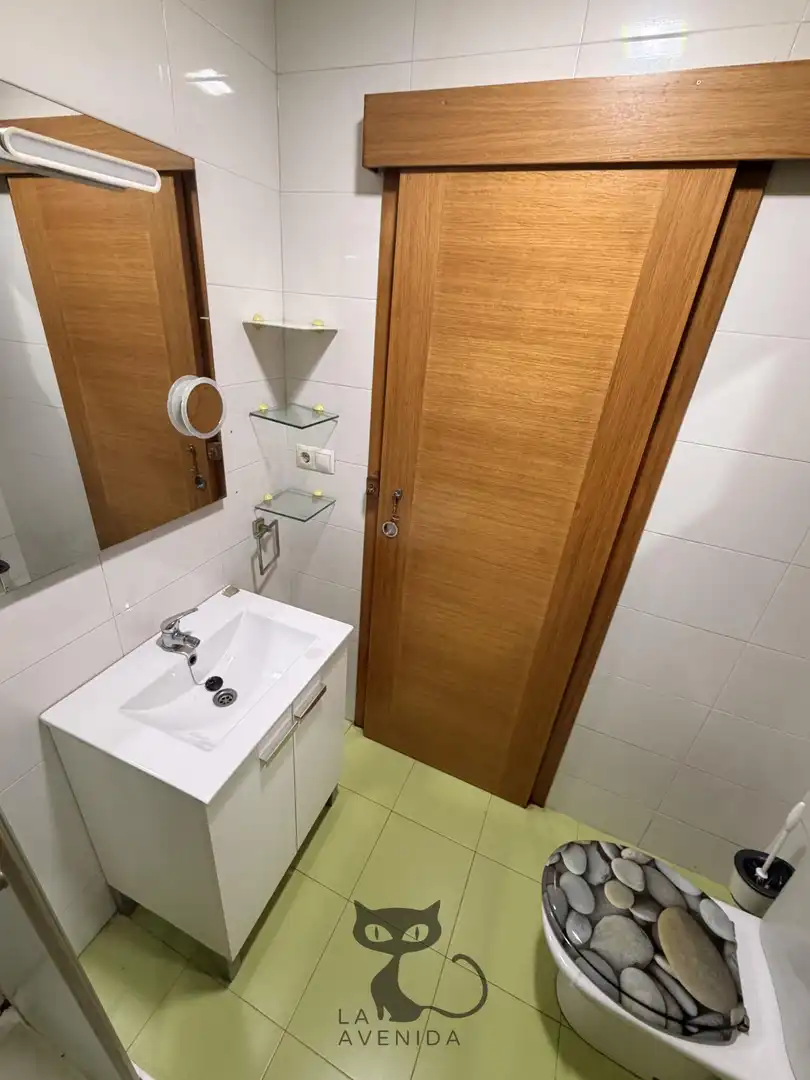 Badezimmer von Wohnungen zum Verkauf in Massanassa mit Klimaanlage, Möbliert und Balkon