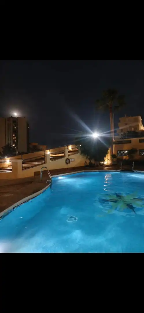 Piscina de Piso de alquiler en Fuengirola con Aire acondicionado, Calefacción y Terraza