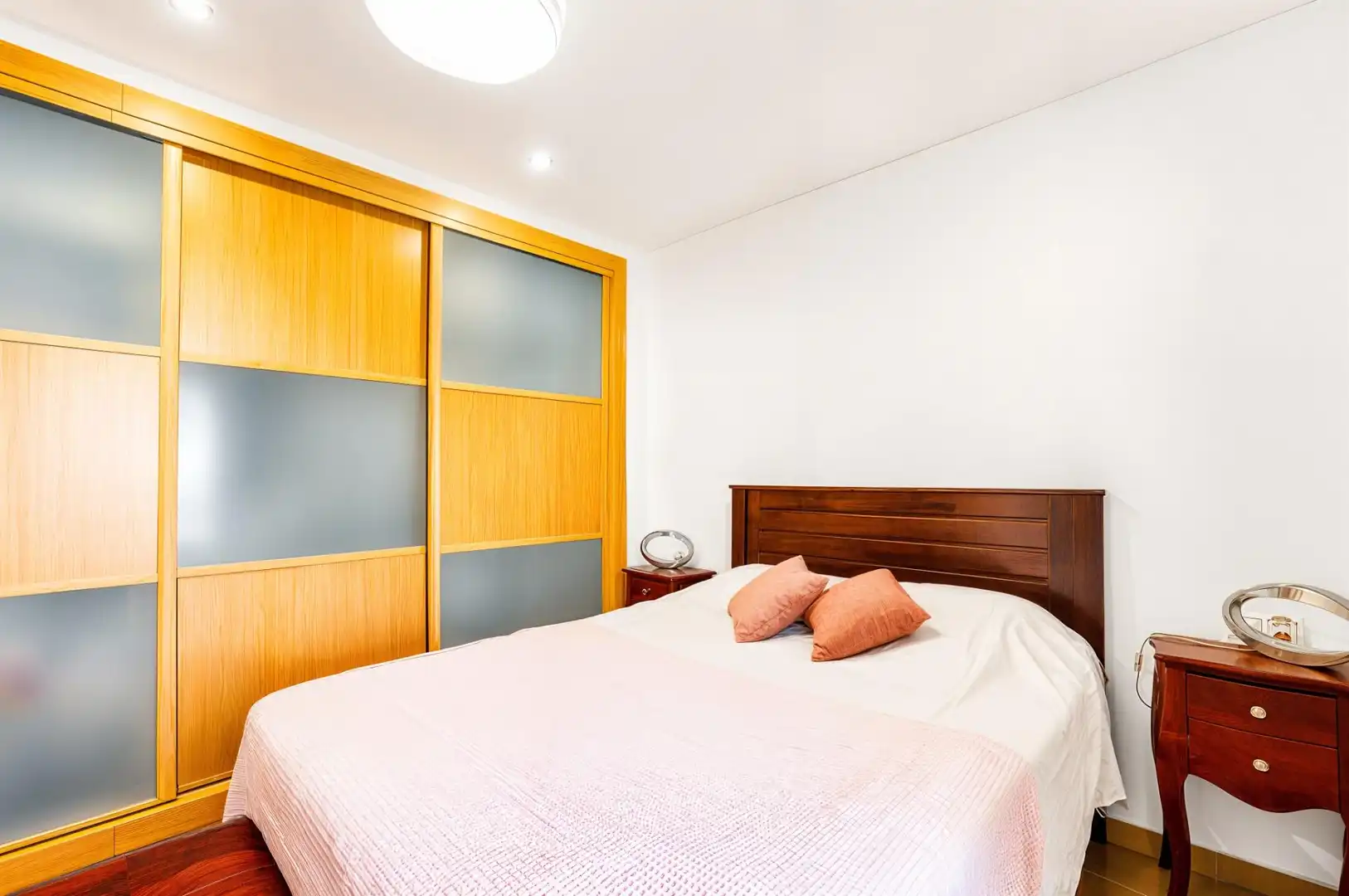Bedroom of Flat for sale in Chiclana de la Frontera  with Air Conditioner