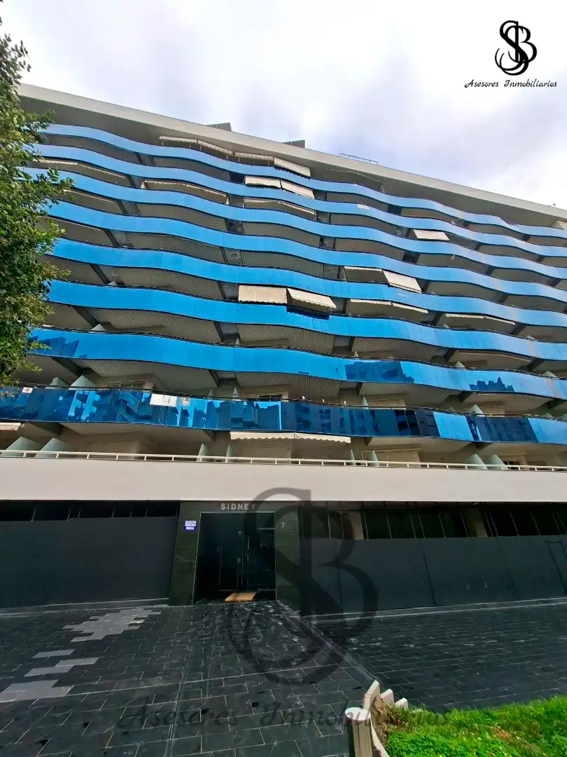 Vista exterior de Dúplex en venta en Villajoyosa / La Vila Joiosa con Aire acondicionado, Calefacción y Amueblado