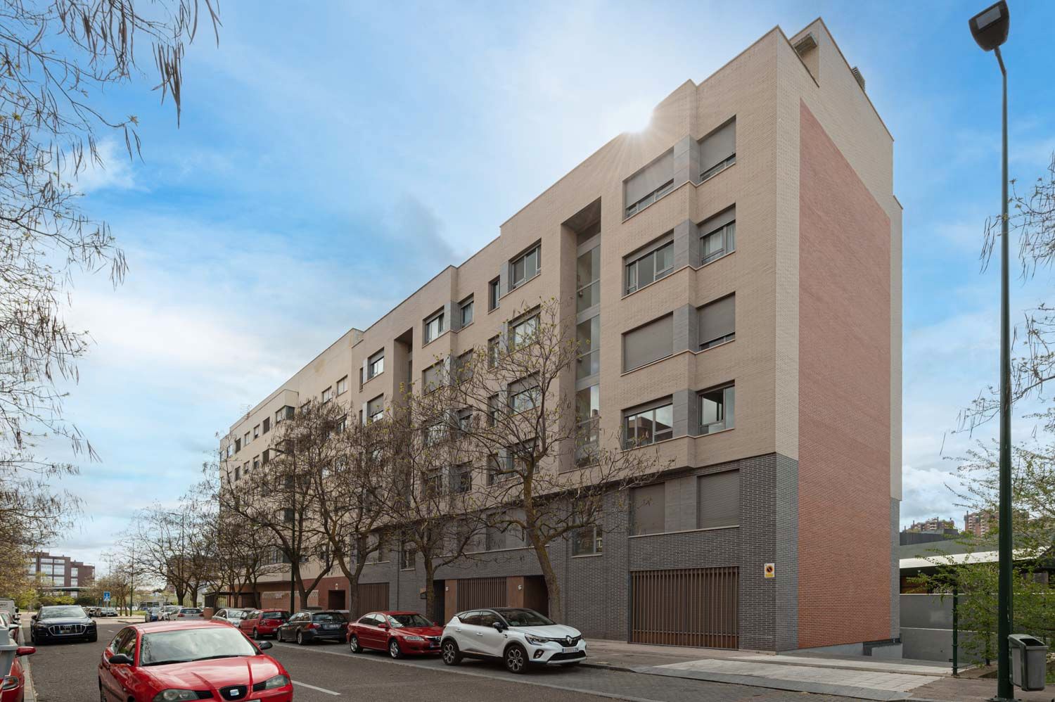 Außenansicht von Wohnung zum Verkauf in Valladolid Capital mit Parkett