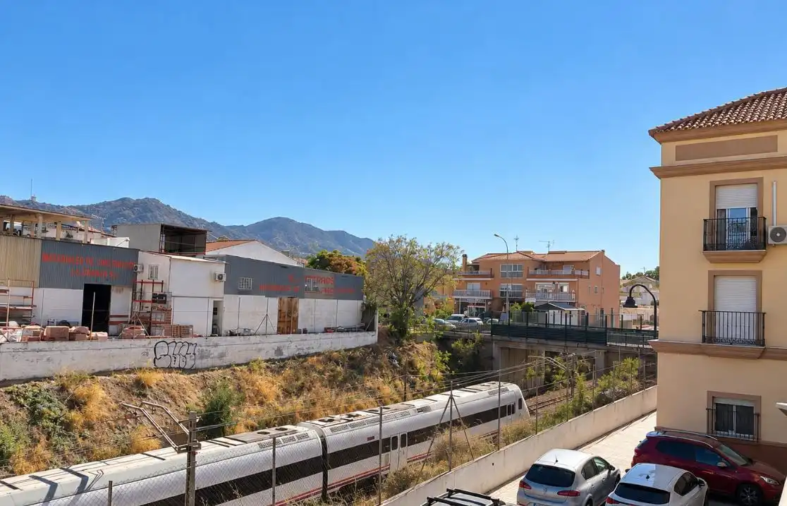 Vista exterior de Piso en venta en Cártama con Aire acondicionado, Amueblado y Balcón