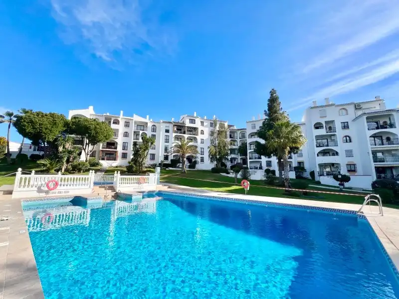 Exterior view of Flat for sale in Mijas  with Air Conditioner, Terrace and Swimming Pool