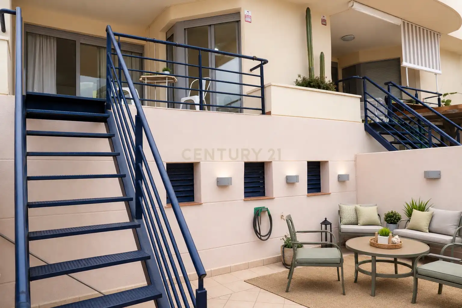 Terraza de Apartamento en venta en Fuengirola con Jardín privado, Trastero y Piscina