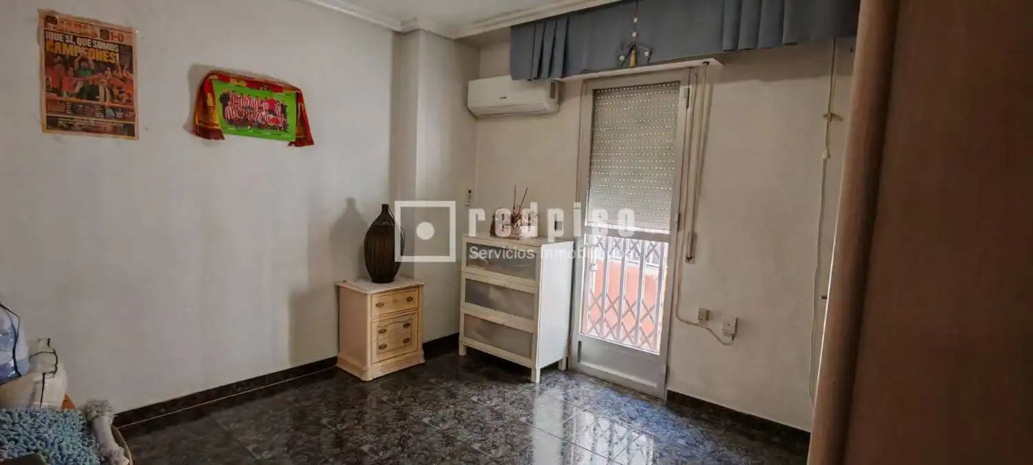 Habitación de Dúplex en venta en Alcantarilla con Aire acondicionado