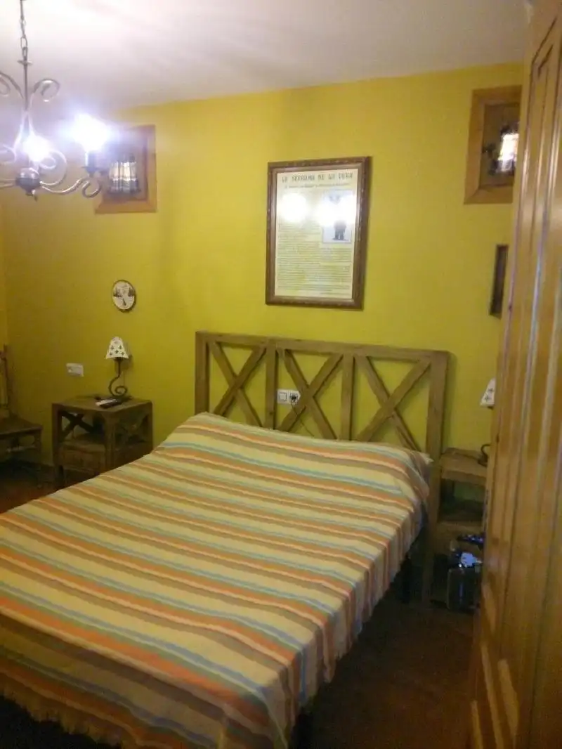 Habitación de Casa o chalet en venta en Garganta la Olla con Aire acondicionado, Calefacción y Jardín privado