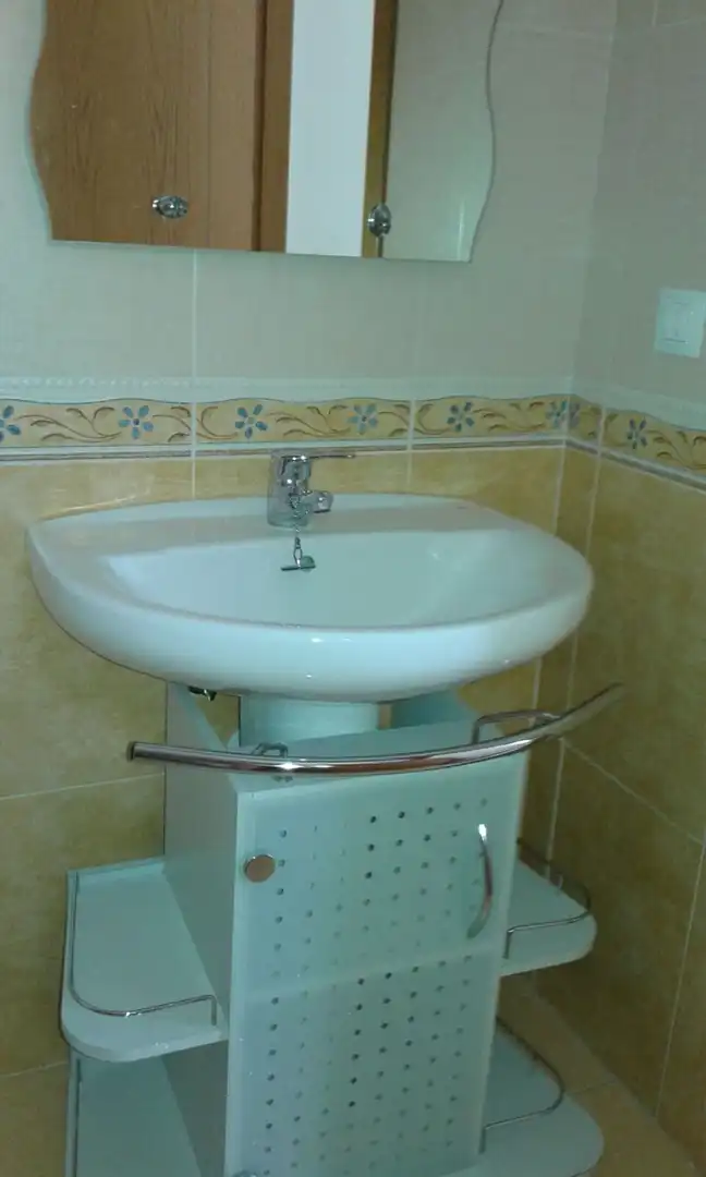 Baño de Piso de alquiler en Salamanca con Calefacción y Amueblado