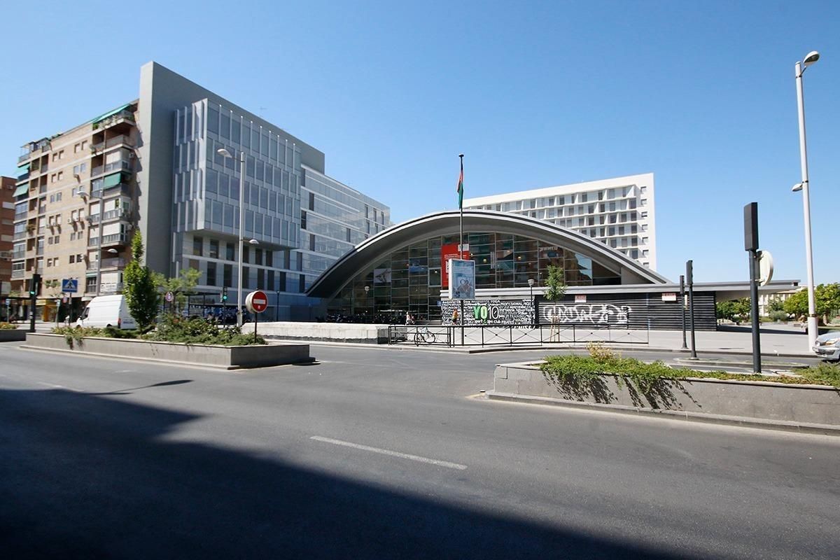 Exterior view of Flat to rent in  Granada Capital  with Air Conditioner and Balcony