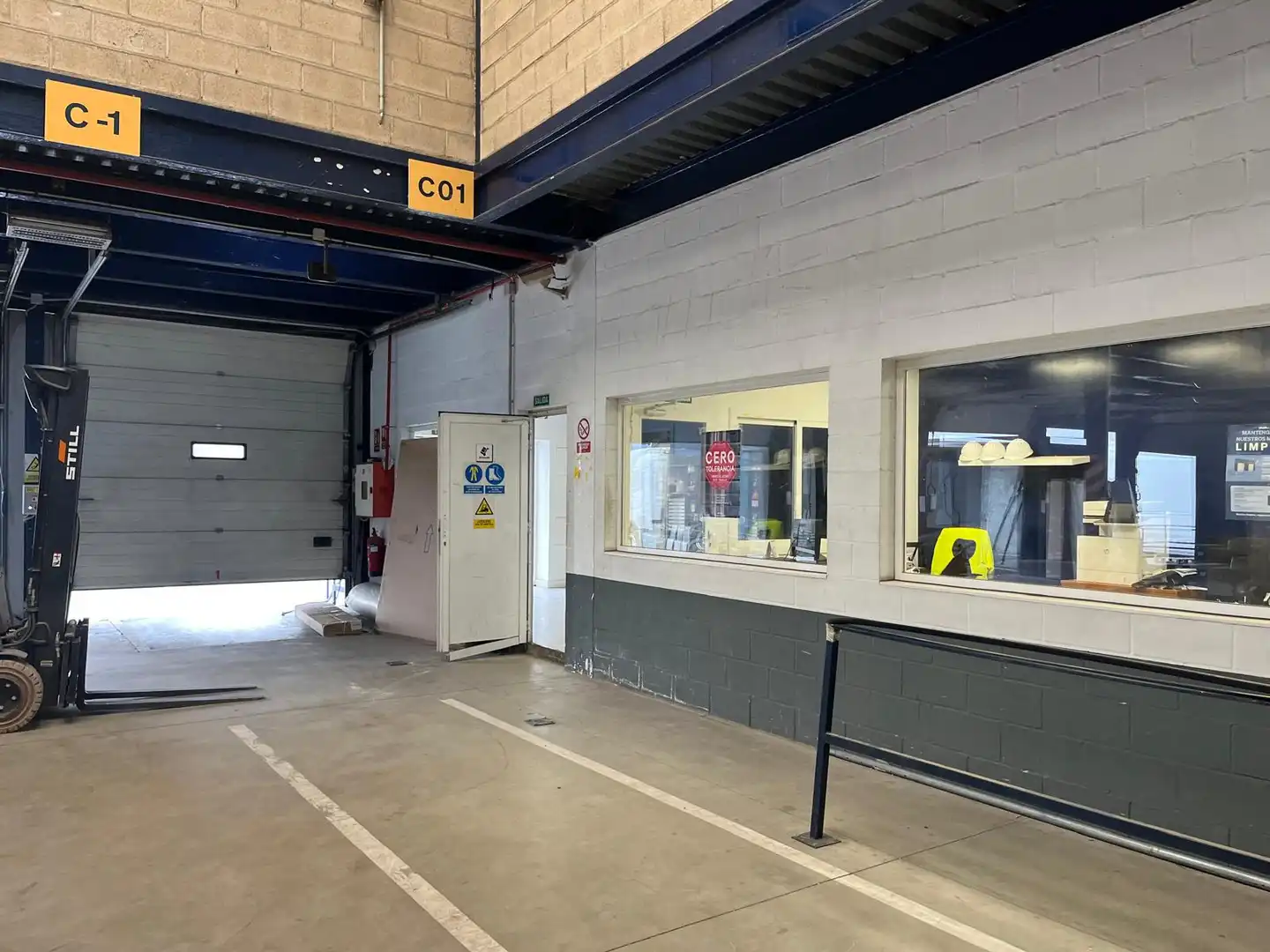 Nau industrial de lloguer en Castellbisbal amb Calefacció i Alarma
