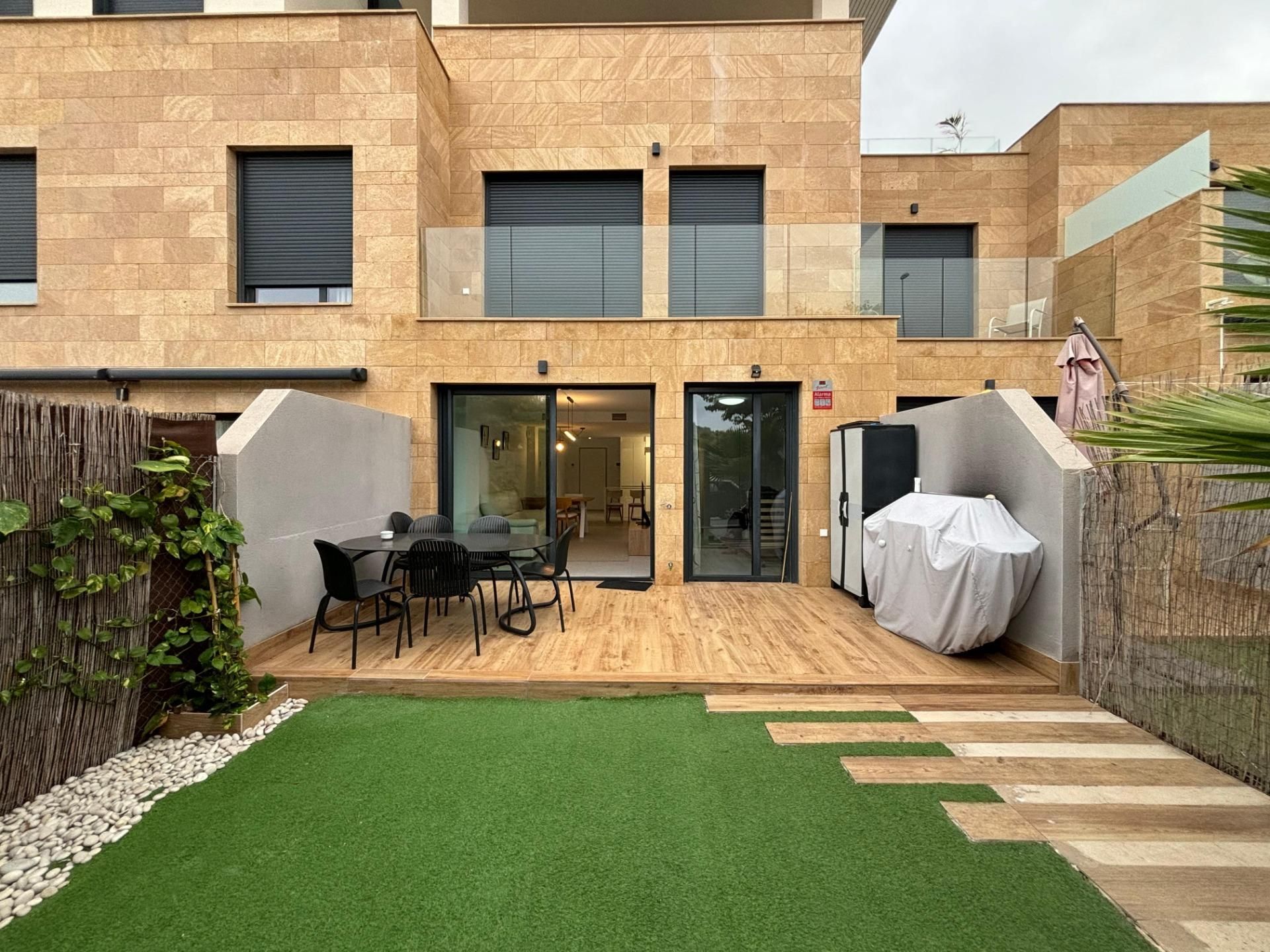 House or chalet to rent in Calle EDETA, Centro Urbano