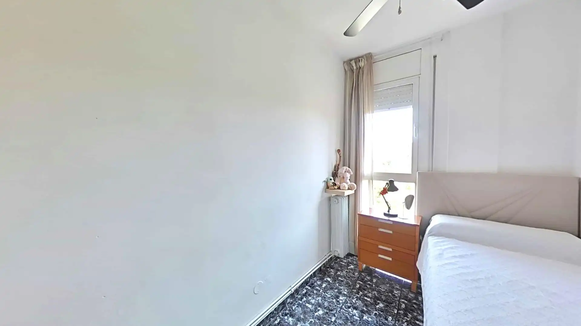 Schlafzimmer von Wohnung zum Verkauf in Sabadell mit Heizung, Parkett und Balkon