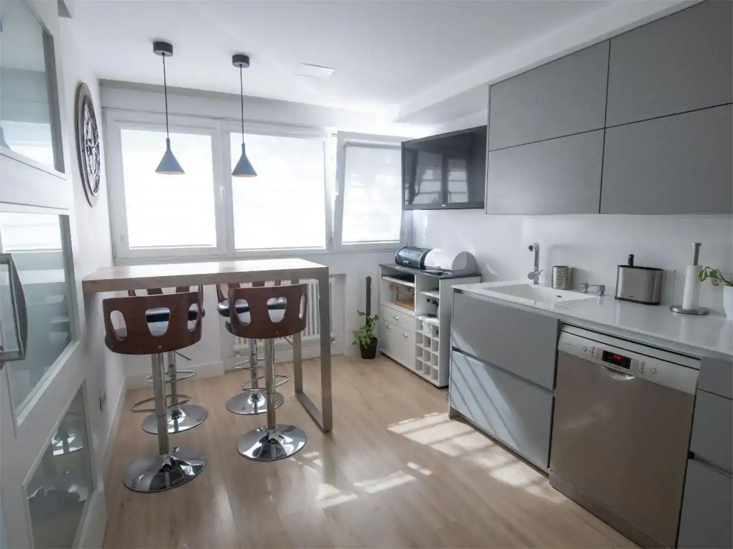 Cocina de Casa adosada en venta en Madrid con Aire acondicionado, Jardín privado y Trastero