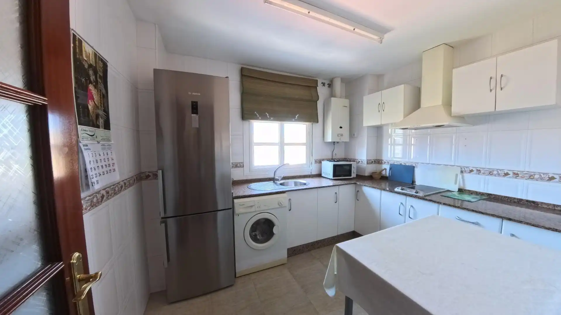 Cuina de Apartament en venda en San Fernando amb Aire condicionat, Terrassa i Moblat